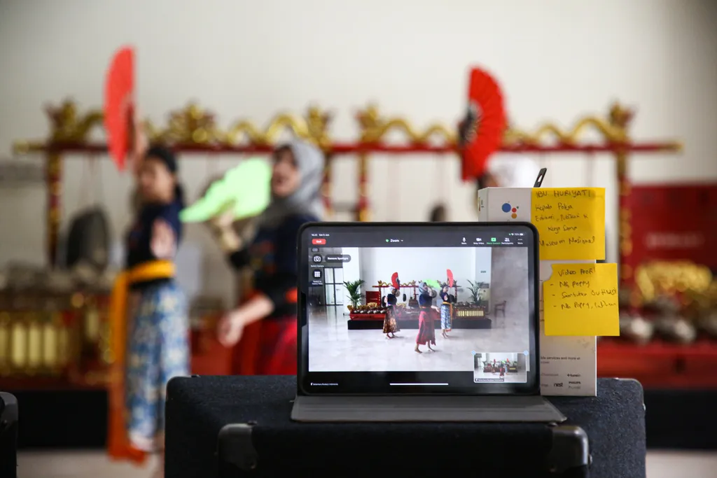 Budaya Tradisional Hidup dalam Era Digitalisasi: 7 Fakta Mengejutkan di Indonesia 2025